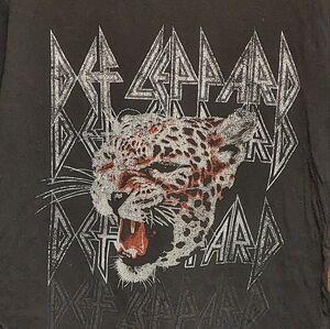 Def Leppard Graphic Tee